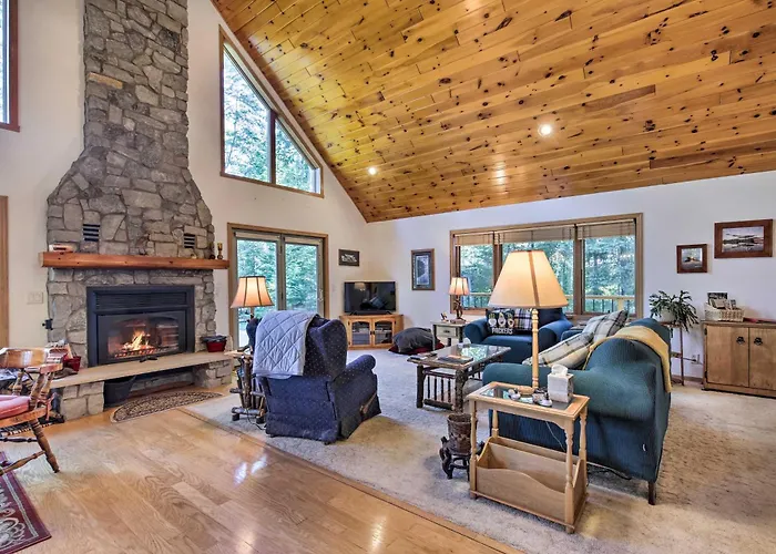 Elcho Escape W/ Private Dock On Post Lake!